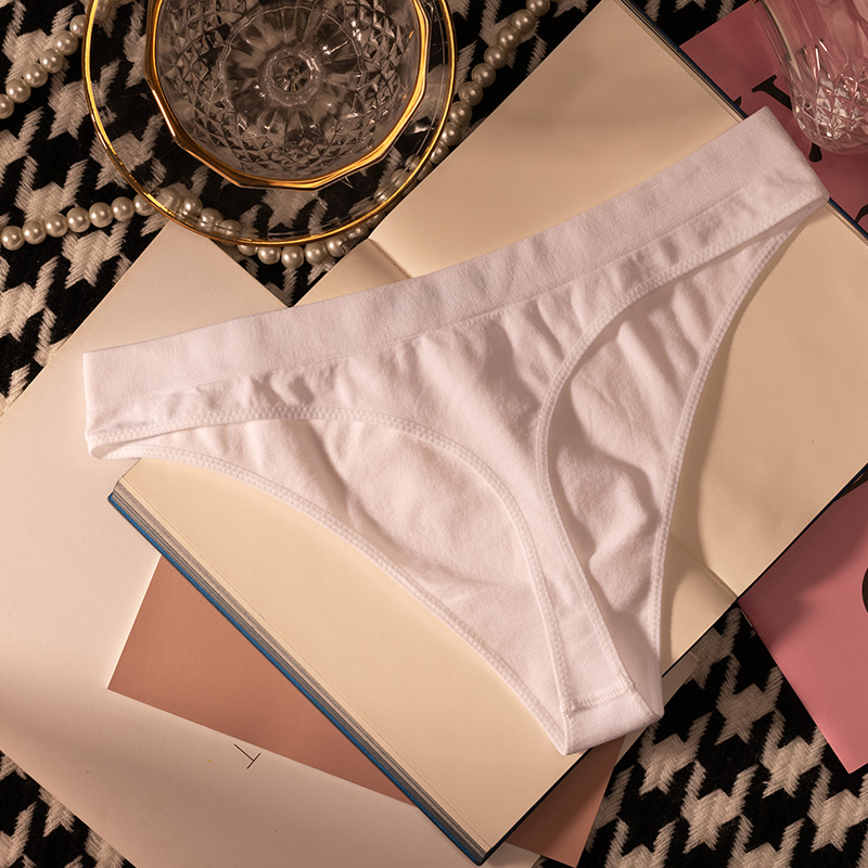 Sexy Tanga mit Niedriger Taill – Yoga & Fitness With Faye The Well Being Studio Abbots Langley Reviews Bewertung und Preis